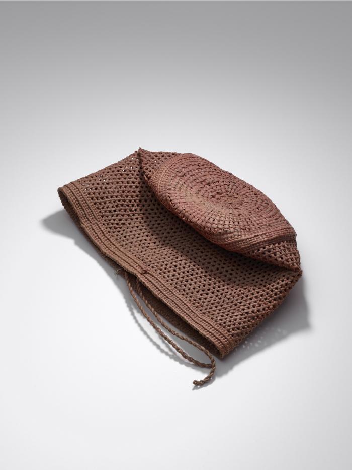 Basket with handle